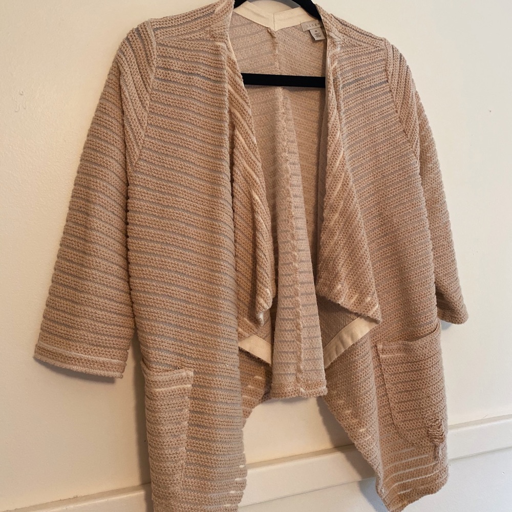 Hinge Cardigan Beige Pink with Pockets
